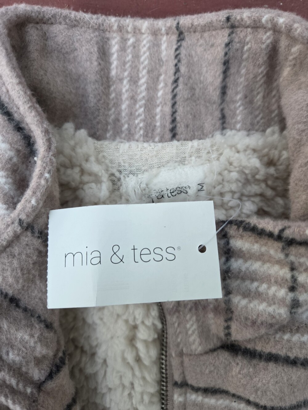 Mia & Tess Vest - Picture 3 of 5